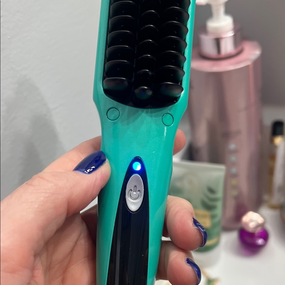 Turquoise Hair Styling Brush
